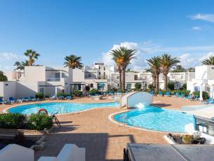 Zon, zee & Fuerteventura! Droom weg in je eigen appartement aan de turquoise baai van Corralejo incl. vlucht