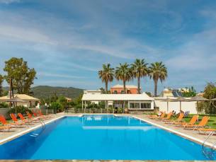 Kamelia Sea Side Apartments