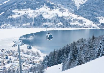 Halfpension in een 4*-hotel met WELLNESS & direct aan de piste van St. Johann im Pongau incl. Salzburger Sportwelt Card en Mobility  Salzburg!