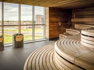 Verblijf op een LUXE kamer in 4*-wellnesshotel in Helmond! Incl. ontbijt, hoofdgerecht en toegang BLUE Wellnessresort!