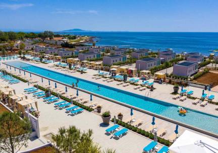 Arena Kazela Apartments