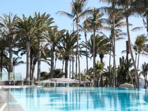 Hotel Fariones