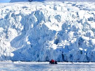 Nordspitzbergen Entdecker - Tief ins Packeis - Eisbär Spezial