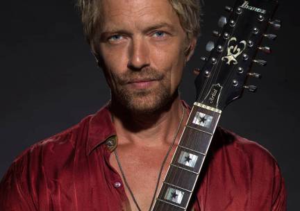 Rias Baarda - The Church of Bowie in Lelystad