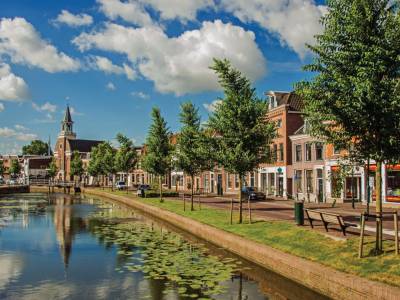 Overnacht aan de Vecht in het historische centrum van Weesp nabij Amsterdam incl. ontbijt!