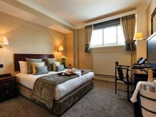 Gem Strathmore Hotel