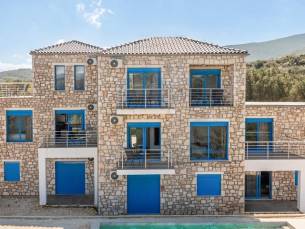 Royal Majestic Suites