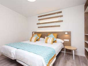 R2 Maryvent Beach Apartment