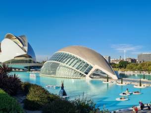 FLASHDEAL!⚡ Combineer stad & strand in het zonnige Valencia incl. vlucht & hotel op toplocatie: loopafstand van Ciudad de las Artes y las Ciencias!