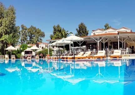 Pasiphae Hotel