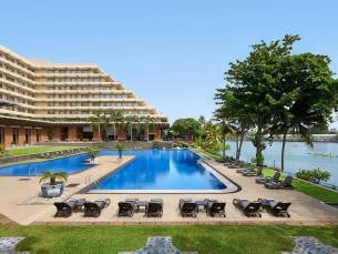 Cinnamon Lakeside Colombo