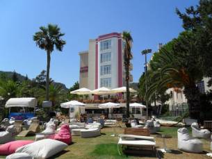 Dora Beach