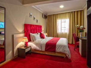 Yaad City Hotel