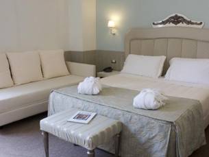 8 daagse vliegvakantie naar iH Hotels Bari Oriente in bari, italie