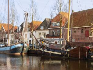 TOPAANBIEDING! Reis door de tijd in het historische hart van Weesp nabij Amsterdam incl. ontbijt!