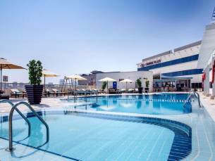 8 daagse vliegvakantie naar Crowne Plaza Deira in dubai, verenigde arabische emiraten