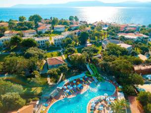 8 daagse vliegvakantie naar Club Resort Atlantis in seferihisar, turkije