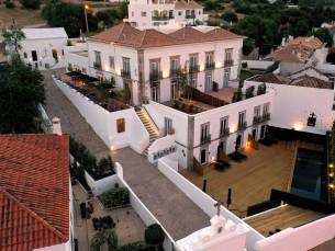 Col&eacute;gio Charm House