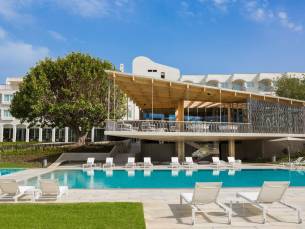 Ozadi Tavira Hotel