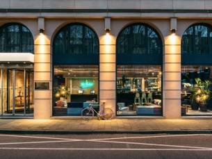 NS COMBI-DEAL! ???? Ontdek het charmante Maastricht vanuit een trendy designhotel in het levendige Wyck op loopafstand van het centrum & station incl. ontbijt + NS treinretour!