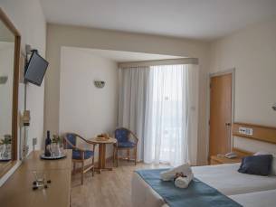 Kissos Hotel
