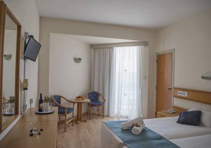 Kissos Hotel