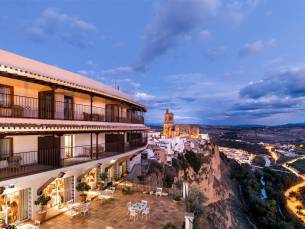 Parador De Arcos De La