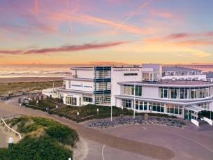 WINTERSE VERWENNERIJ! ❄️5 heerlijke dagen ontspannen op het Waddeneiland Vlieland in een prachtig 4*-WestCord hotel aan zee met zwembad & wellness o.b.v. ALL-INCLUSIVE & meer!