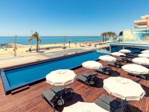 Dom Jose Beach