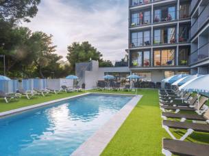 Heerlijke reis naar Tossa de Mar aan de Costa Brava in een 4*-hotel met dakterras en nabij het strand! Incl. vlucht en ontbijt of o.b.v. halfpension