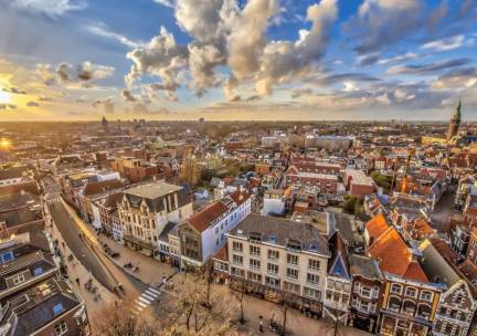 CITYTRIP! ???? Overnacht in hartje Groningen en ontdek het gezellige centrum incl. ontbijt