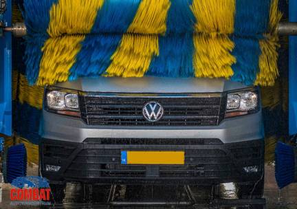 Wasbeurt bij Autowascentrum Combat