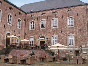 ???? Verblijf 2 of 3 dagen in een sfeervol 4*-kasteelhotel in het prachtige Zuid-Limburg nabij Maastricht & Valkenburg incl. ontbijt en 1hoofdgerecht & GRATIS parkeren!