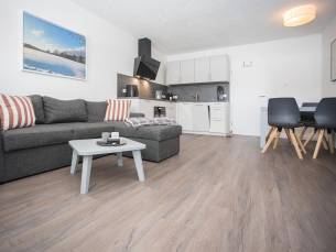 Vakantiehuisje Winterberg: Comfortabel Verblijf voor 5 Personen | Appartement - Am Roten Kreuz 11 | Z&uuml;schen