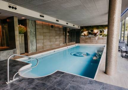 Verblijf in Superior kamer in een 4*-hotel met WELLNESS in de natuurrijke omgeving van Utrecht incl. ontbijt en NS treinretour!