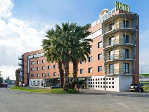 B&B HOTEL Pisa Airport