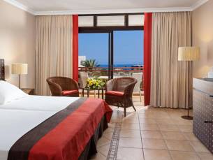 Hotel Seaside Sandy Beach