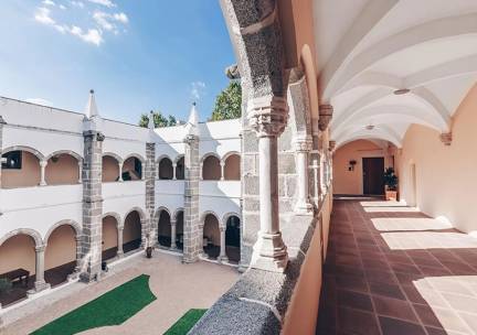 Convento do Espinheiro, Historic Hotel & Spa