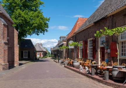 Verblijf in sfeervol hotel incl. ontbijt in het kleinste stadje van Nederland: Bronkhorst