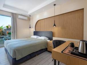 Angela Hotel & Suites