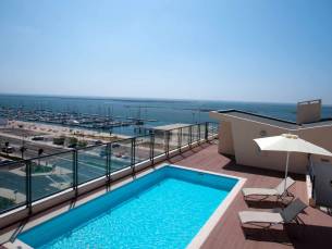 Real Marina Residence