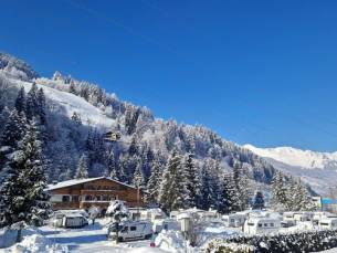 Erlengrund Resort - Camping, App. & Bungalows