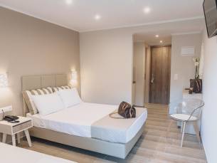 Ammos Beach Studios en Suites