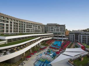 The Sense Deluxe Hotel