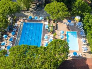 Verblijf in een Mobile Home nabij een natuurpark aan het Trasimeno-meer in Itali&euml;