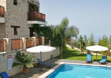 Paradisos Hills Hotel