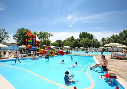 Camping Butterfly Village