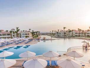 Pickalbatros Dana Beach Resort