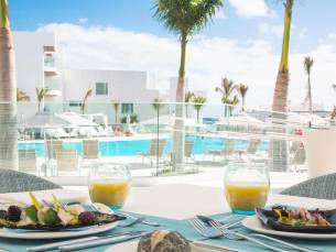 Hotel Lava Beach