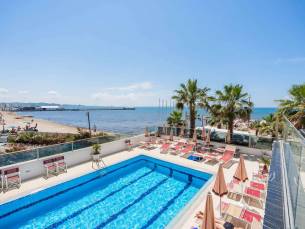 Vivas Hotel